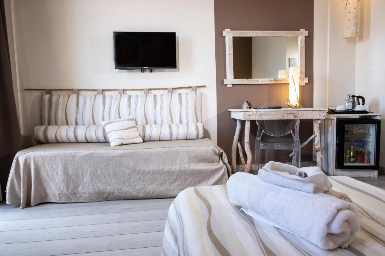 Superior Double or Twin Room Balcony Partial Sea View