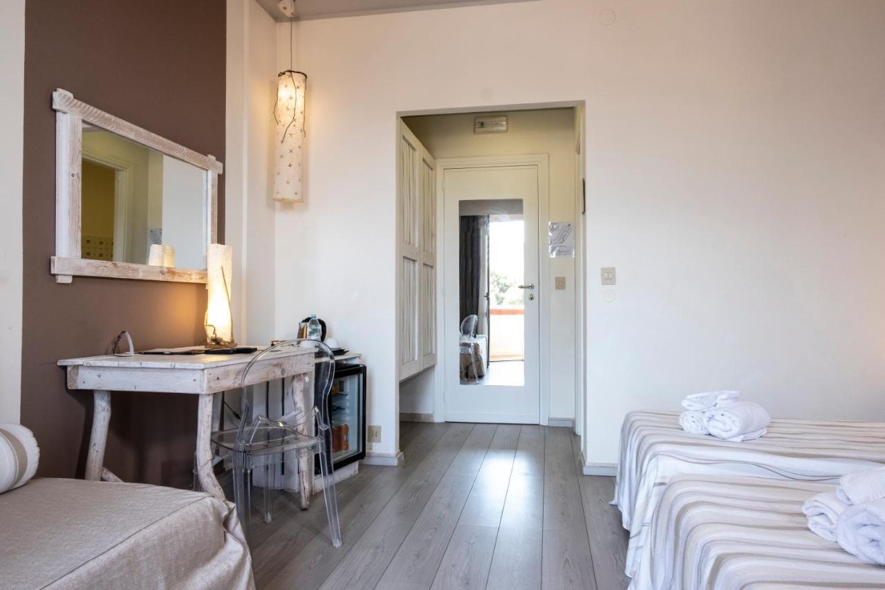 Superior Double or Twin Room Balcony Partial Sea View
