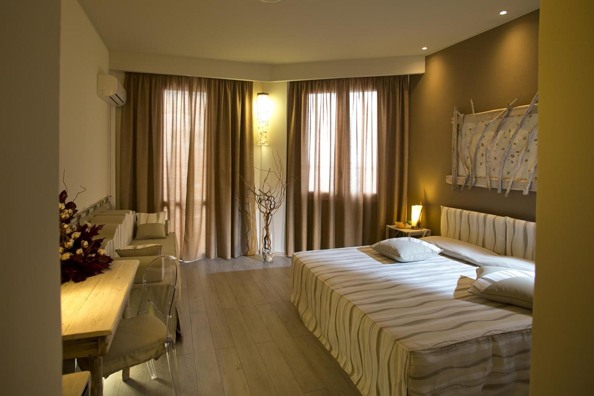 Deluxe Double or Twin Room Balcony Sea View