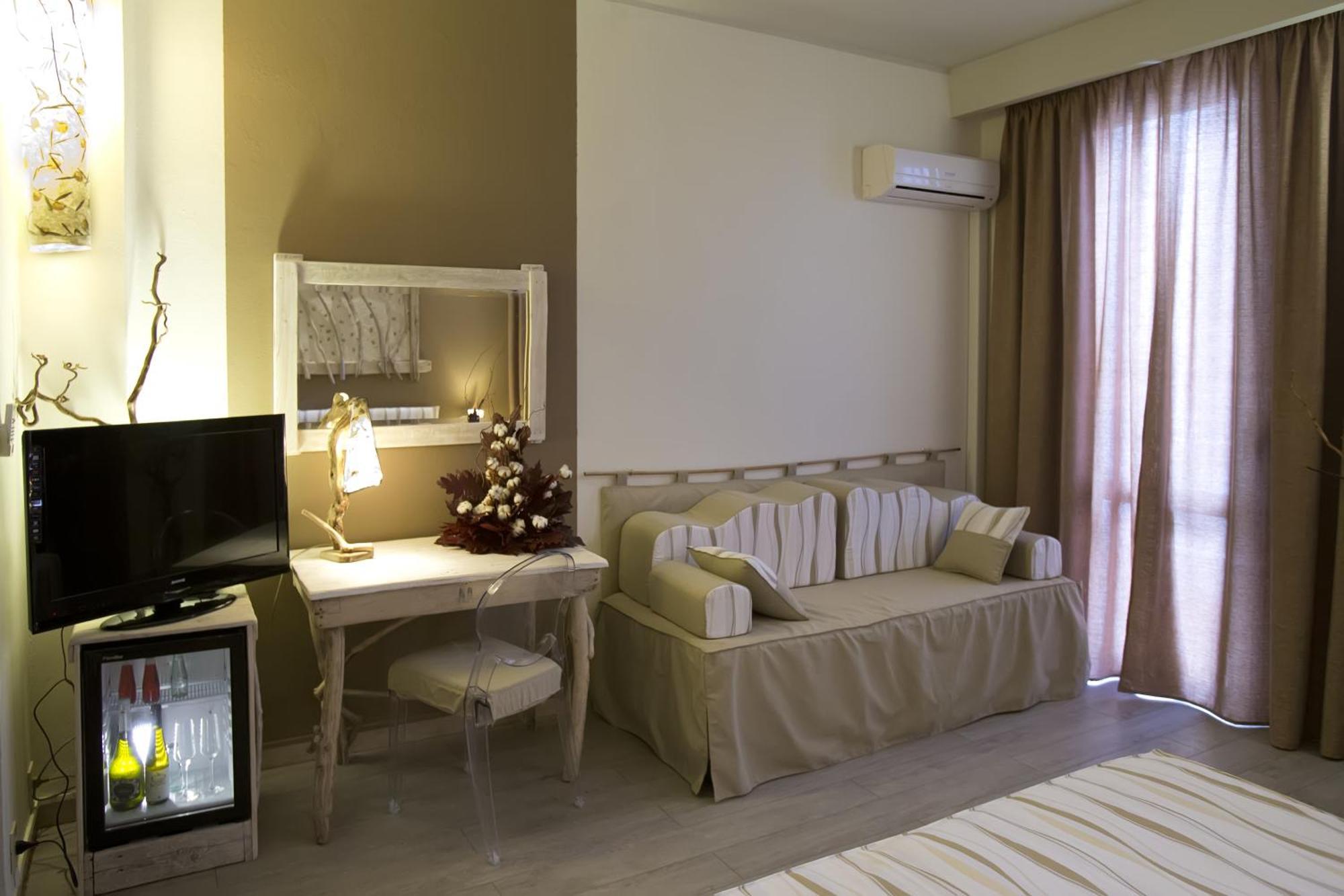 Deluxe Double or Twin Room Balcony Sea View