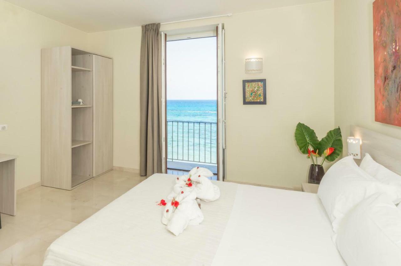 Double Room Sea View