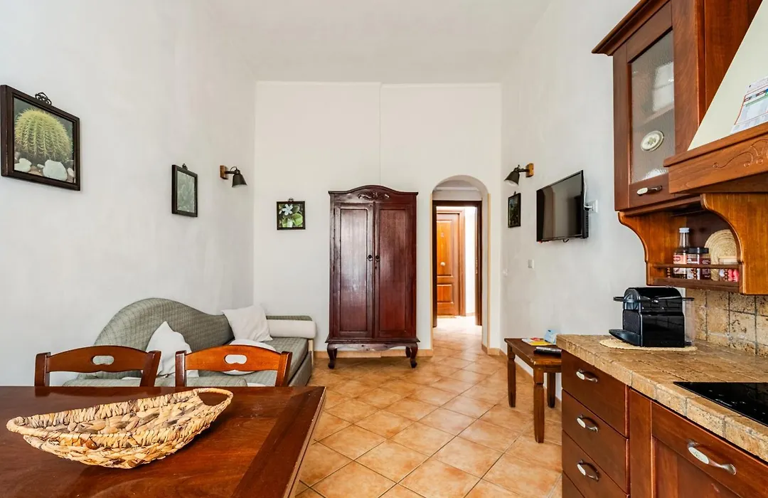 Vicolo 35 Apartments-1