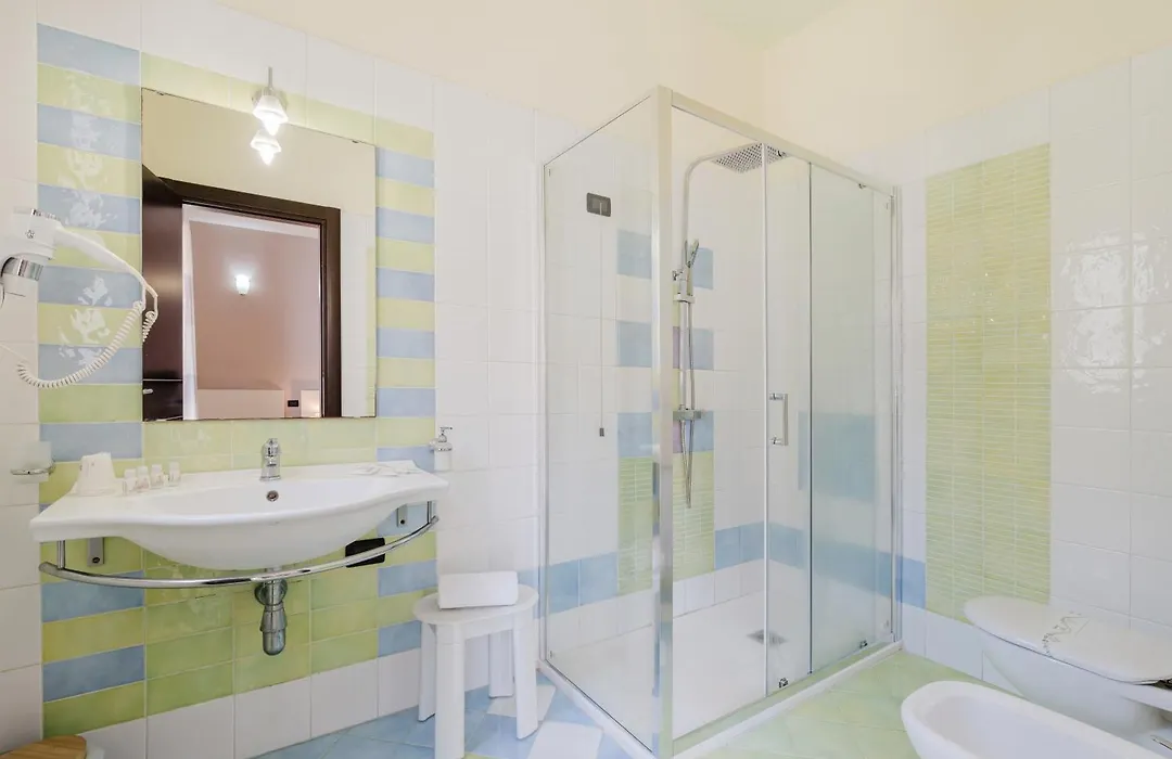 Cerri Hotel-1