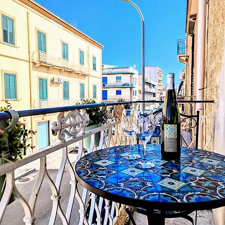 Il Cortile Siciliano Apartments-2