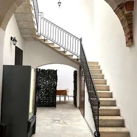 Cortile Bassi 185-2